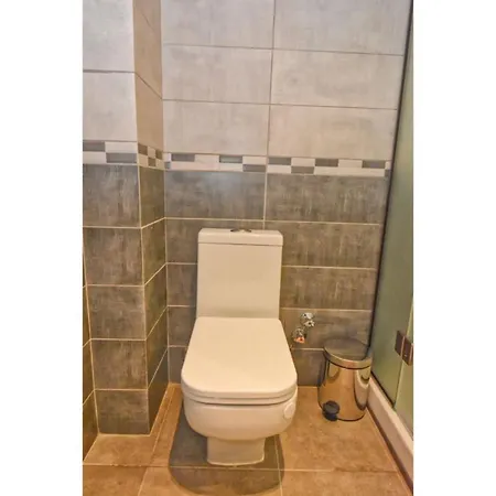 Marinos Yellow Apartament