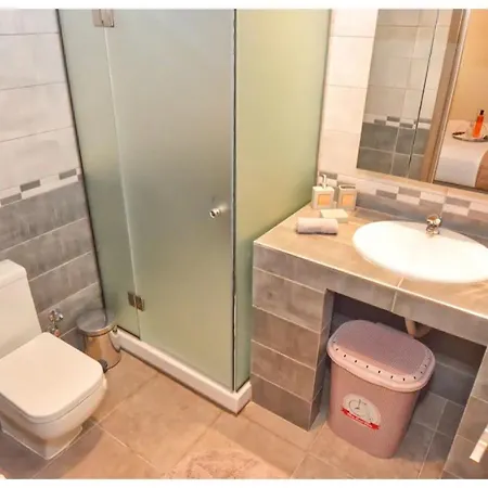 Marinos Yellow Apartament Kávos